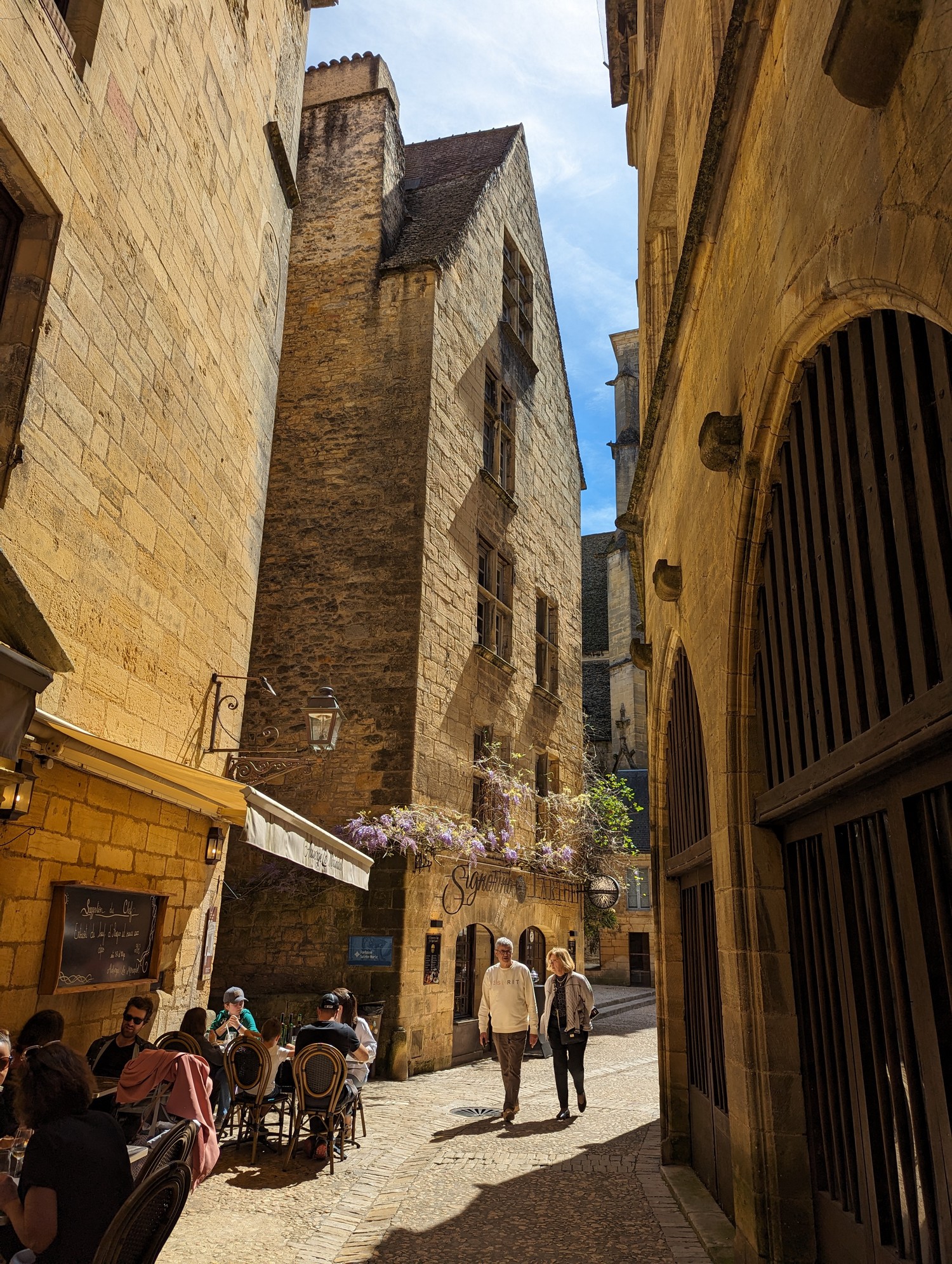 Discover Sarlat: The Medieval Gem of Périgord Noir