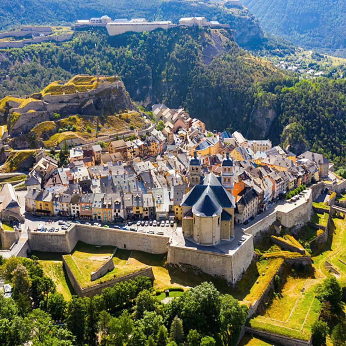 🏔️ Briançon: France’s Lofty Alpine Jewel